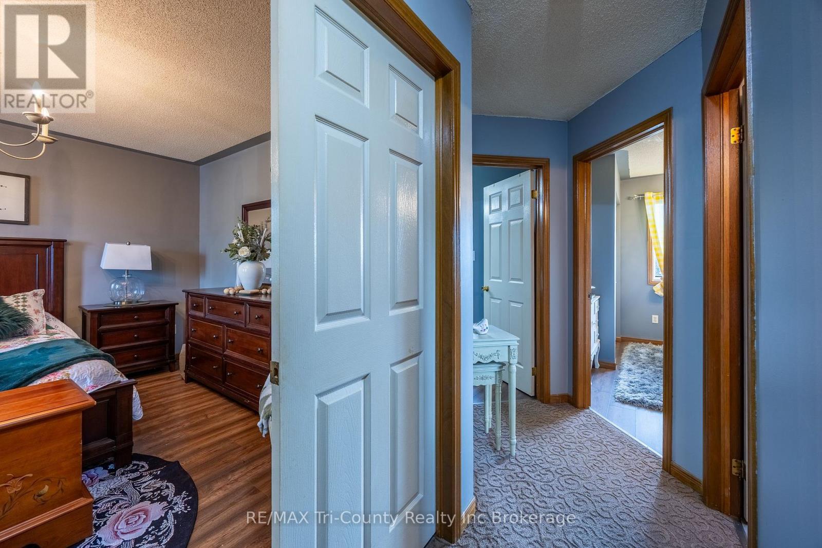 21 Kara Lane, Tillsonburg, Ontario  N4G 5M3 - Photo 14 - X12530286