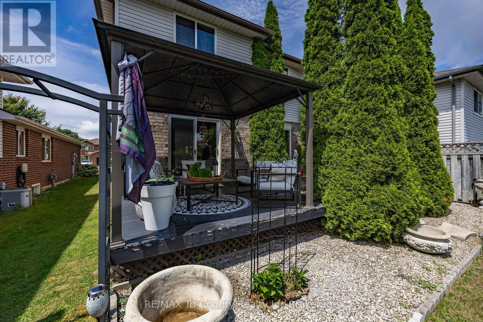 21 Kara Lane, Tillsonburg, Ontario  N4G 5M3 - Photo 27 - X12530286