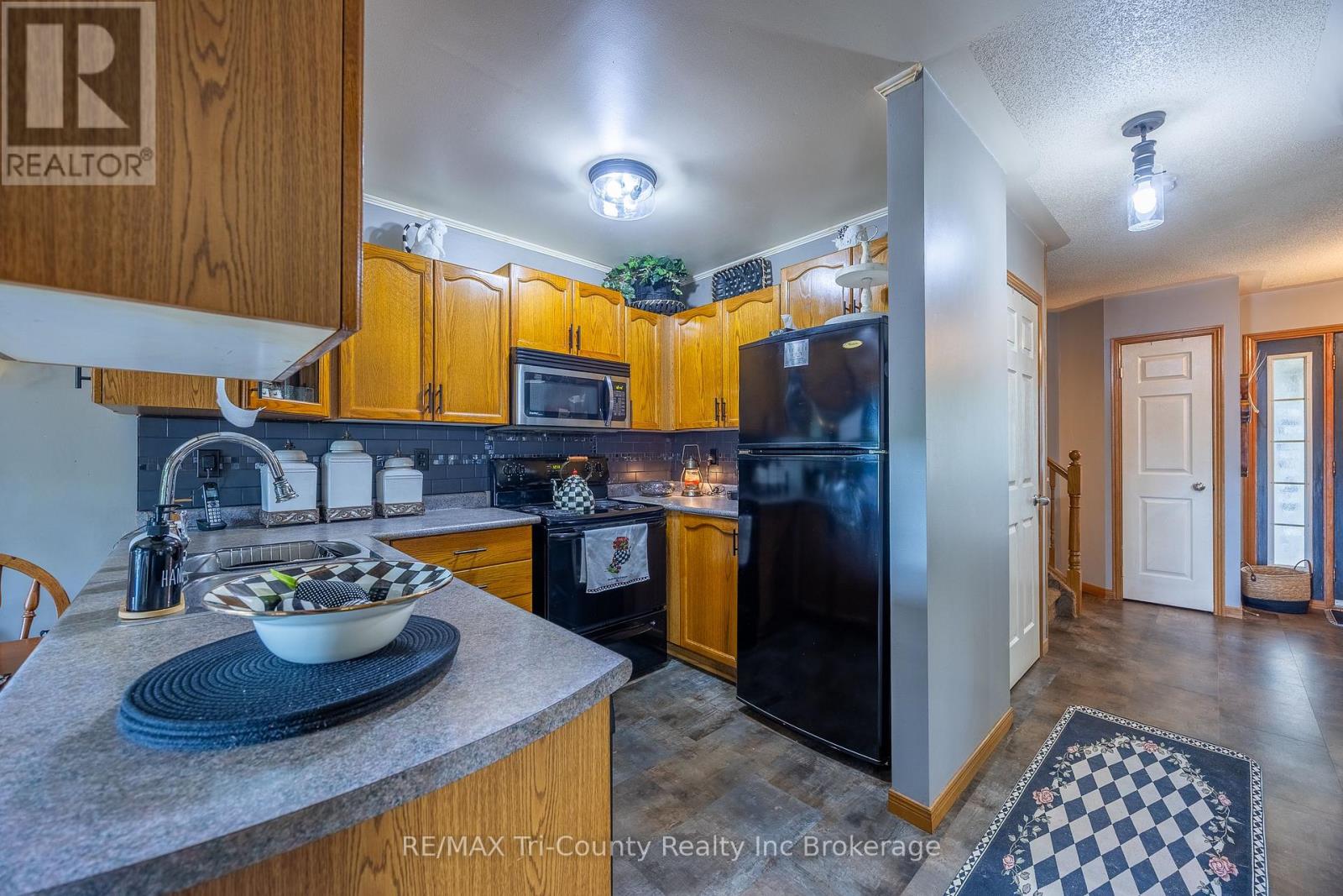 21 Kara Lane, Tillsonburg, Ontario  N4G 5M3 - Photo 7 - X12530286