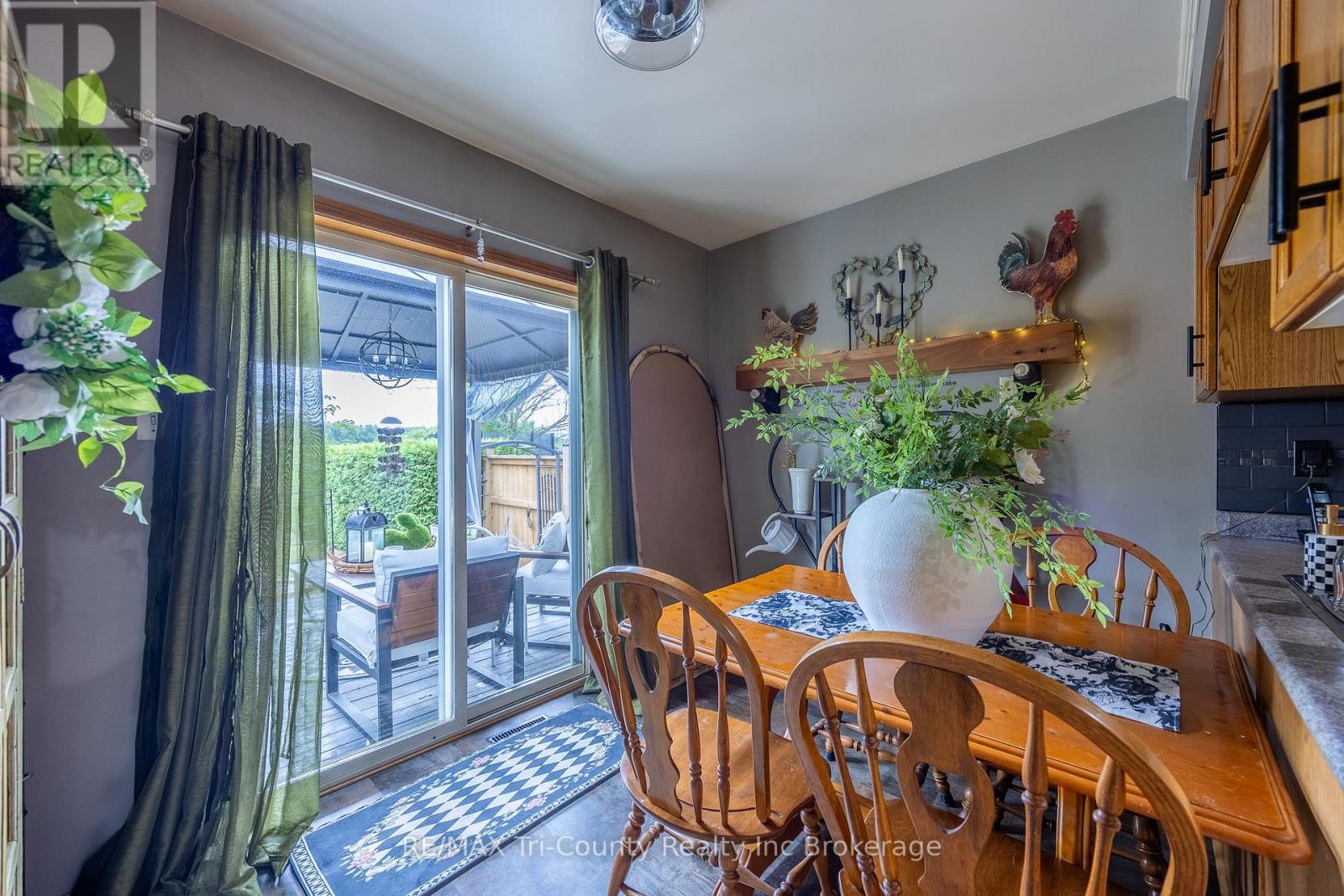 21 Kara Lane, Tillsonburg, Ontario  N4G 5M3 - Photo 8 - X12530286