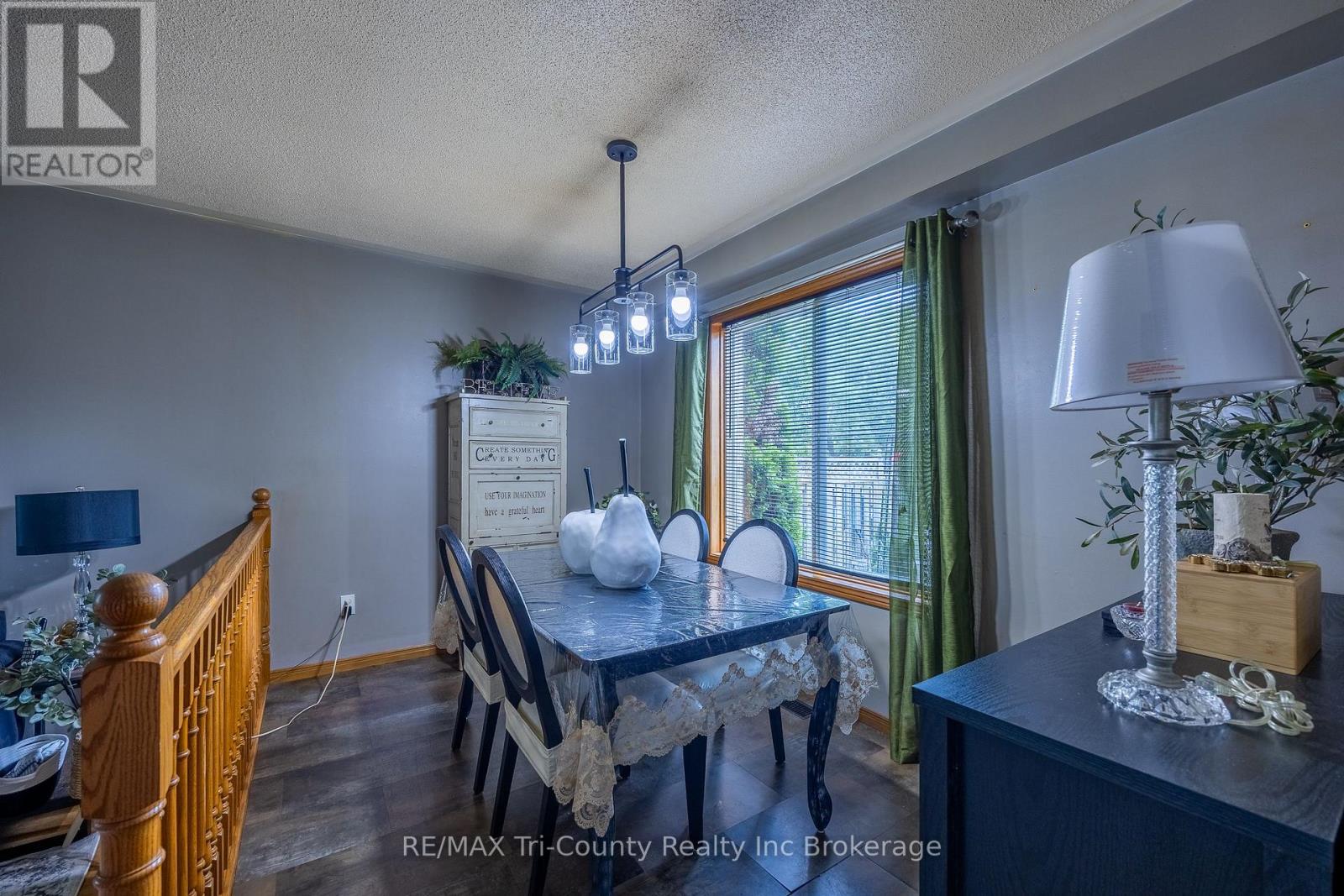 21 Kara Lane, Tillsonburg, Ontario  N4G 5M3 - Photo 9 - X12530286