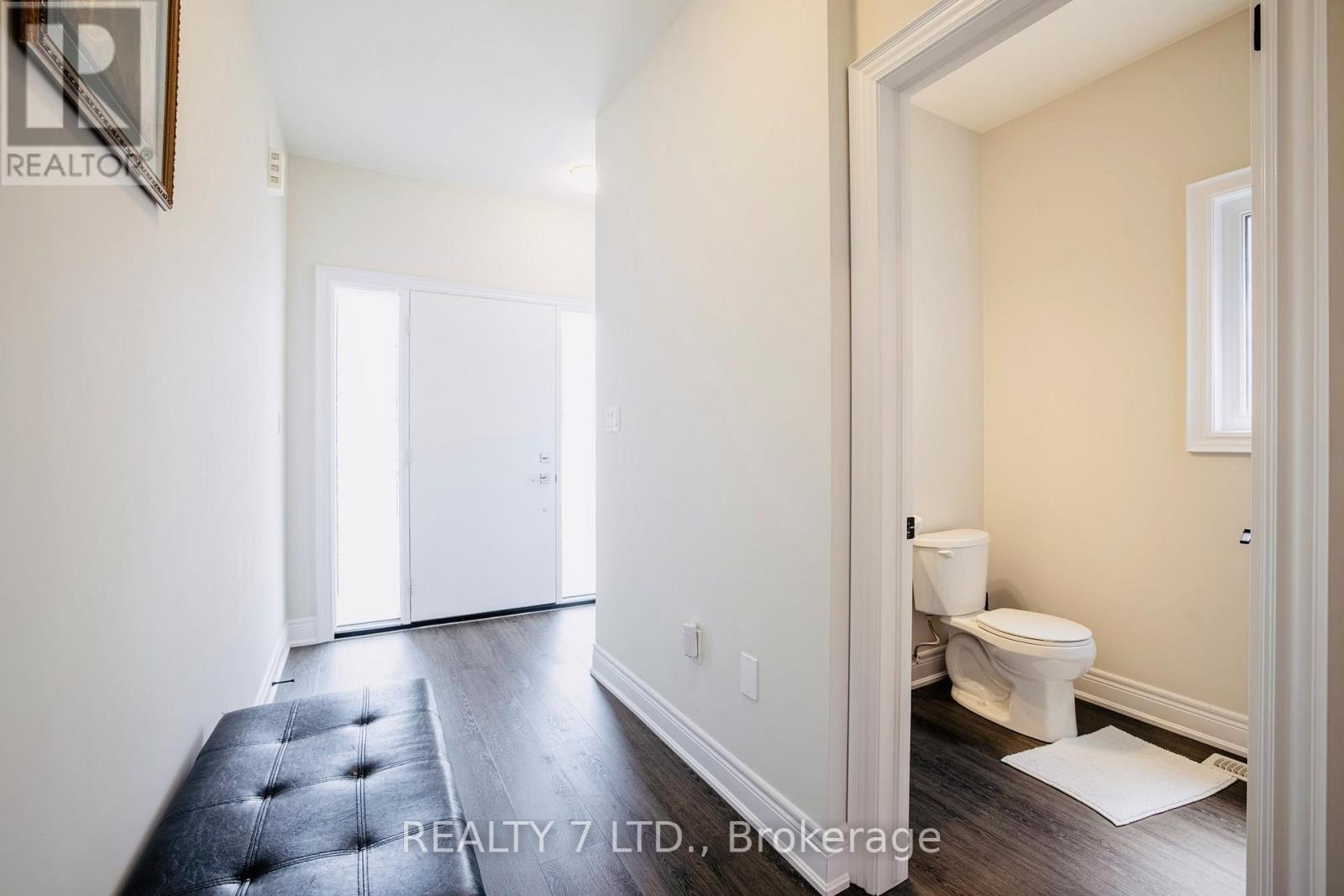 128 Susan Drive, Pelham, Ontario  L0S 1E6 - Photo 6 - X12530328