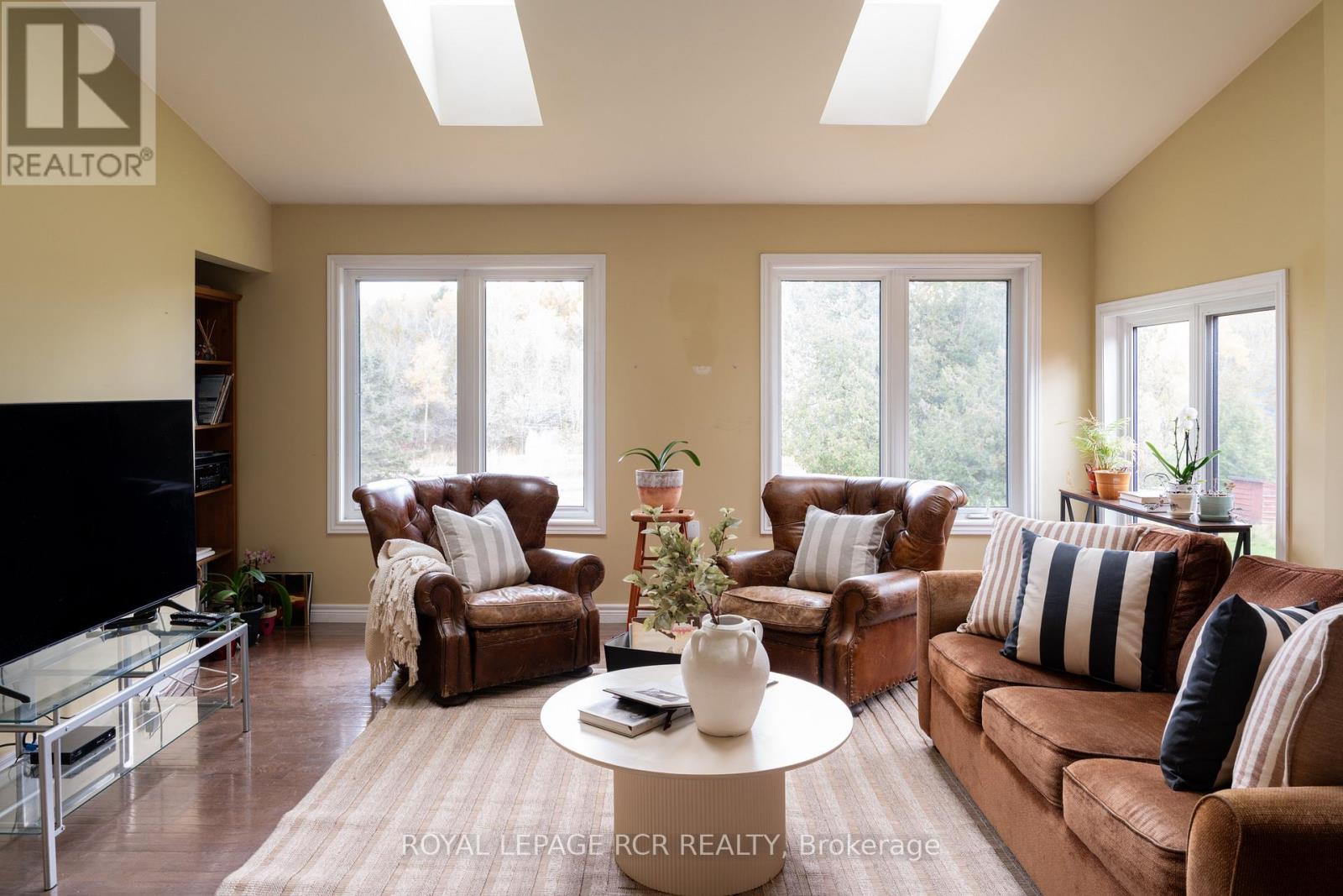 16357 Mountainview Road, Caledon, Ontario  L7C 2V7 - Photo 35 - W12530094