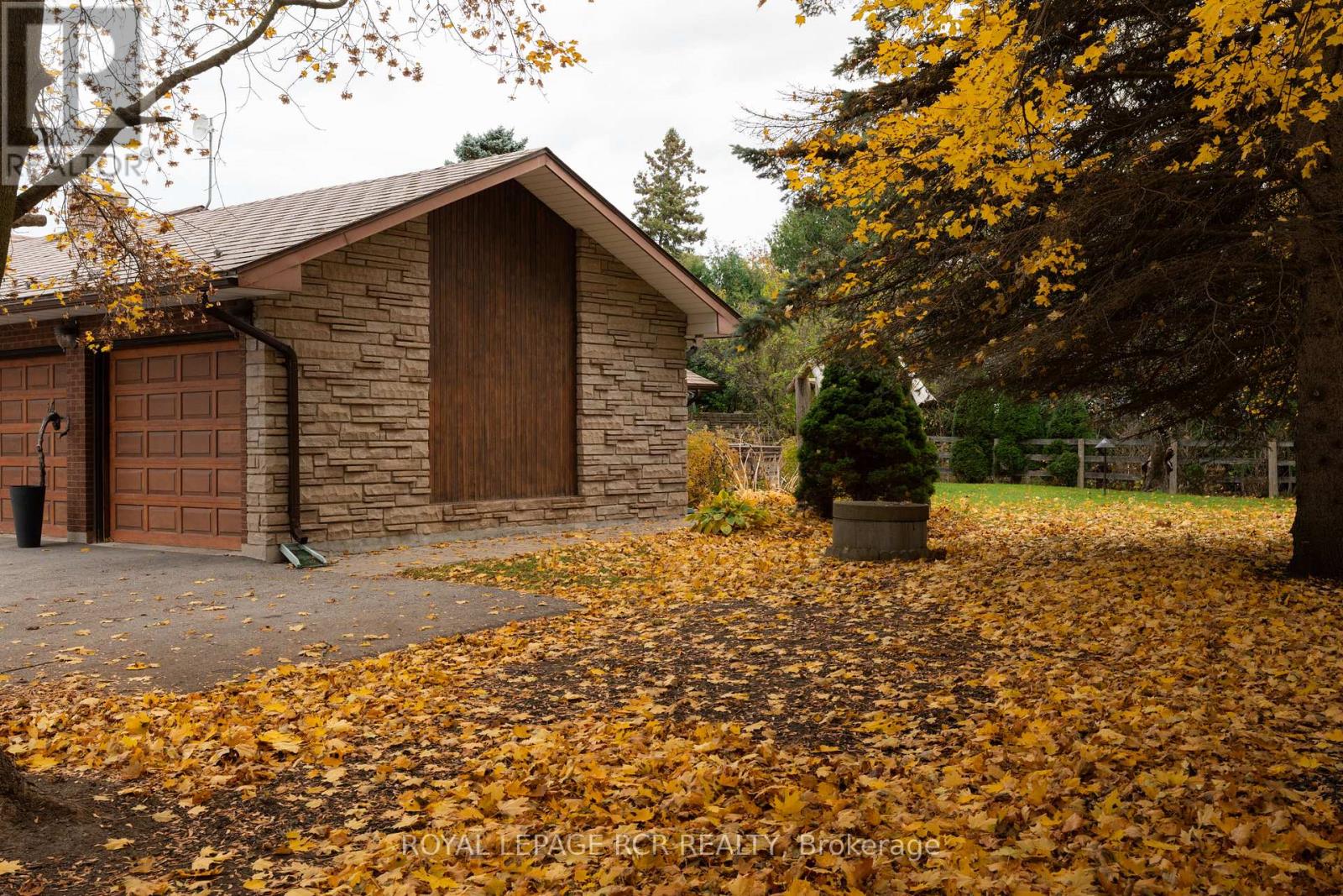 16357 Mountainview Road, Caledon, Ontario  L7C 2V7 - Photo 47 - W12530094