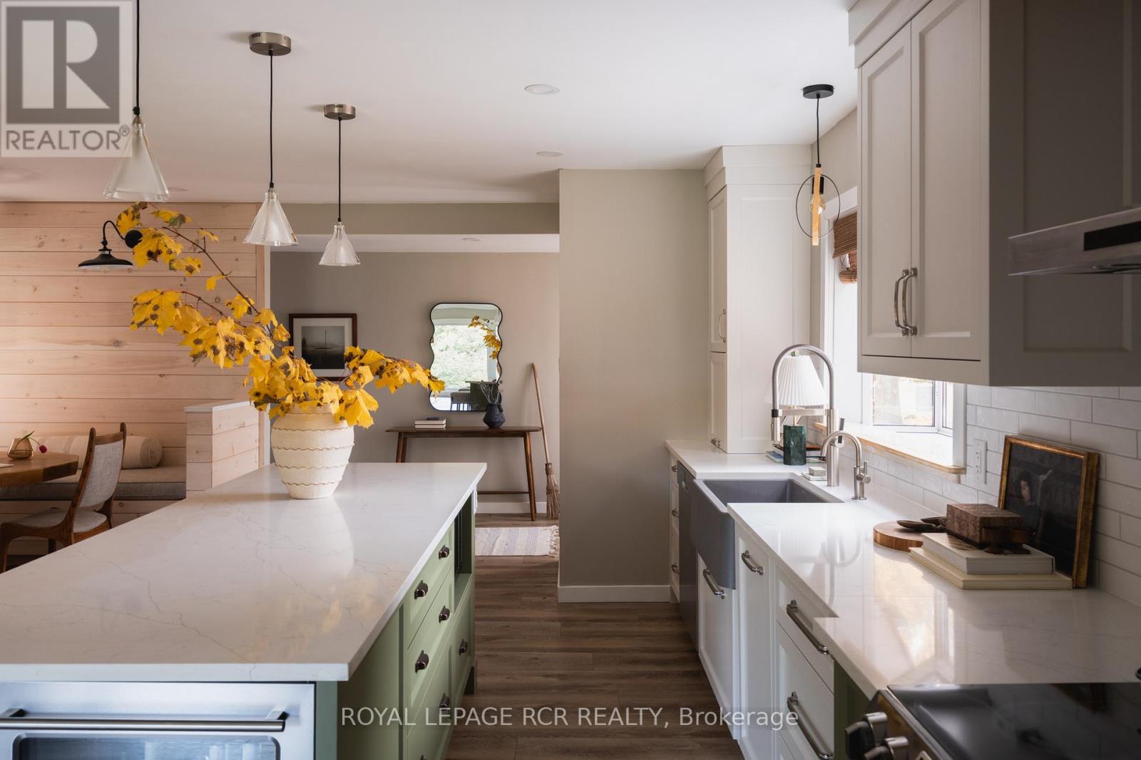 16357 Mountainview Road, Caledon, Ontario  L7C 2V7 - Photo 6 - W12530094