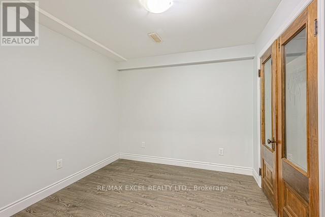 90 Flamborough Drive E, Toronto, Ontario  M6M 2R8 - Photo 20 - W12530116