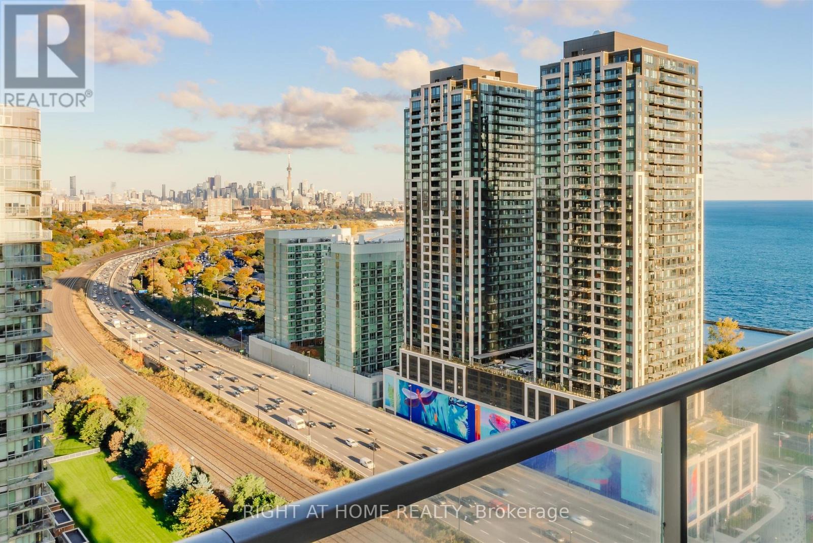 2616 - 103 The Queensway Avenue, Toronto, Ontario  M6S 5B3 - Photo 20 - W12530118