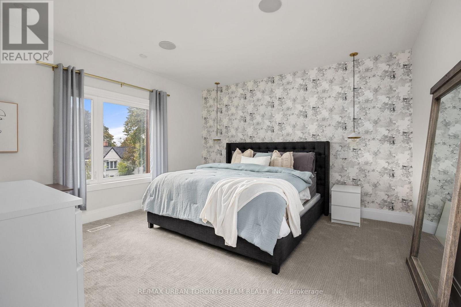 58 Manitoba Street, Toronto, Ontario  M8Y 1C9 - Photo 14 - W12530120