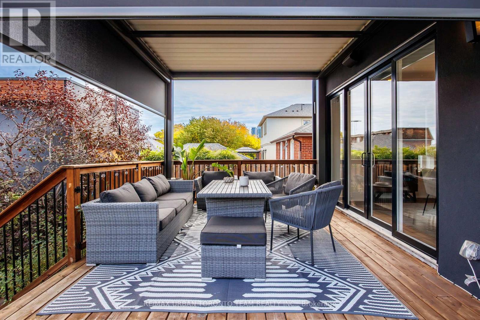 58 Manitoba Street, Toronto, Ontario  M8Y 1C9 - Photo 30 - W12530120