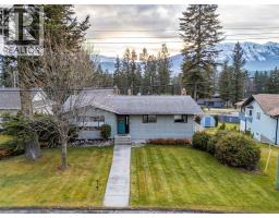 1412 BIRCH  SE Crescent, golden, British Columbia