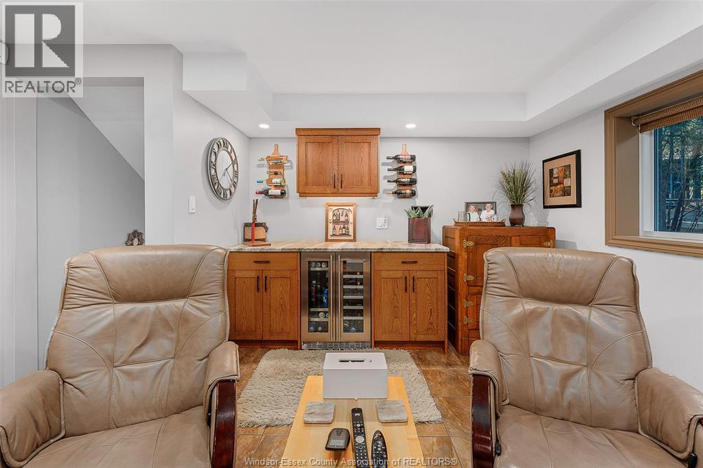 3348 Randolph, Windsor, Ontario  N9E 3E7 - Photo 25 - 25028512