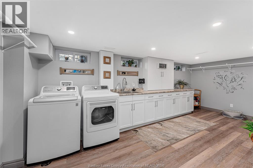 3348 Randolph, Windsor, Ontario  N9E 3E7 - Photo 29 - 25028512