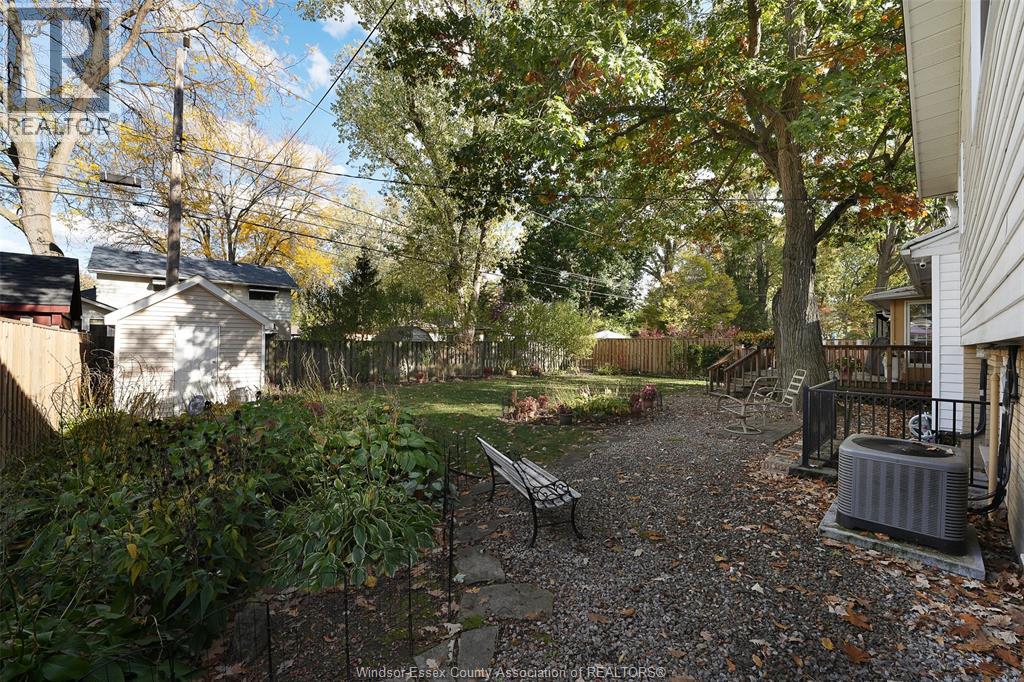 3348 Randolph, Windsor, Ontario  N9E 3E7 - Photo 36 - 25028512