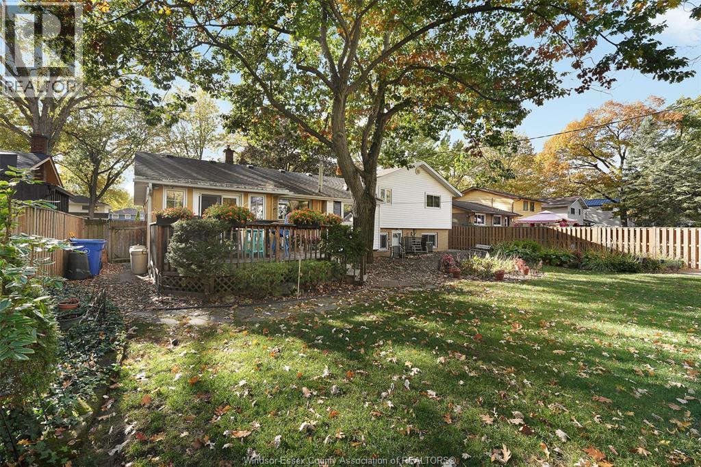 3348 Randolph, Windsor, Ontario  N9E 3E7 - Photo 39 - 25028512