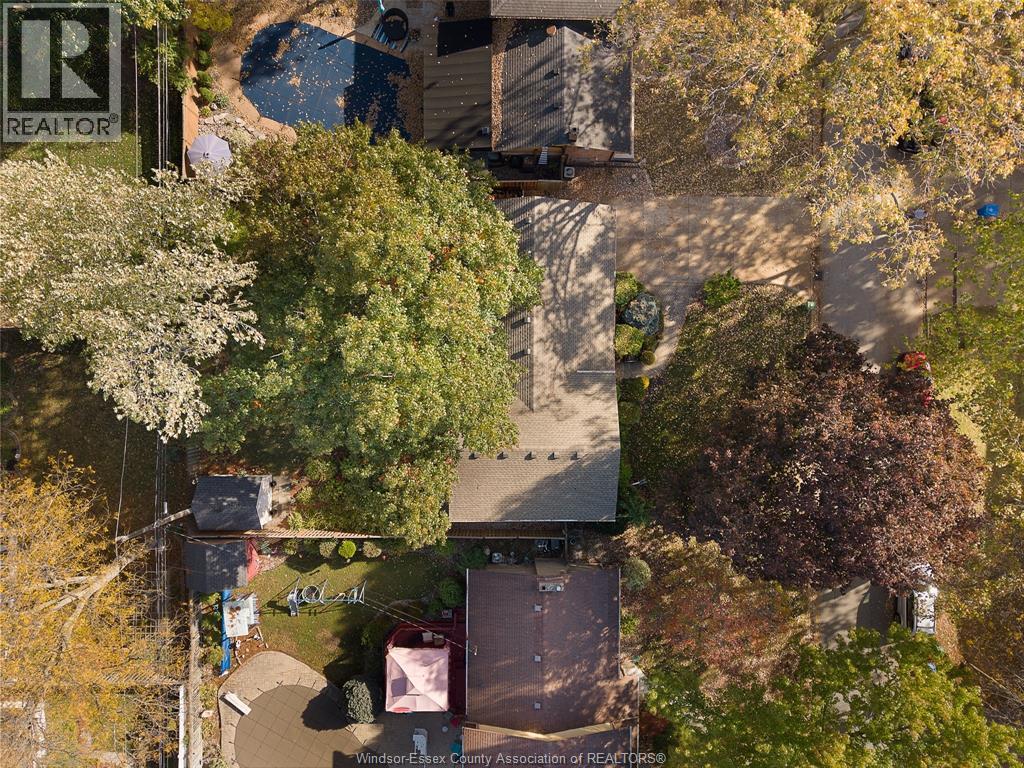 3348 Randolph, Windsor, Ontario  N9E 3E7 - Photo 40 - 25028512