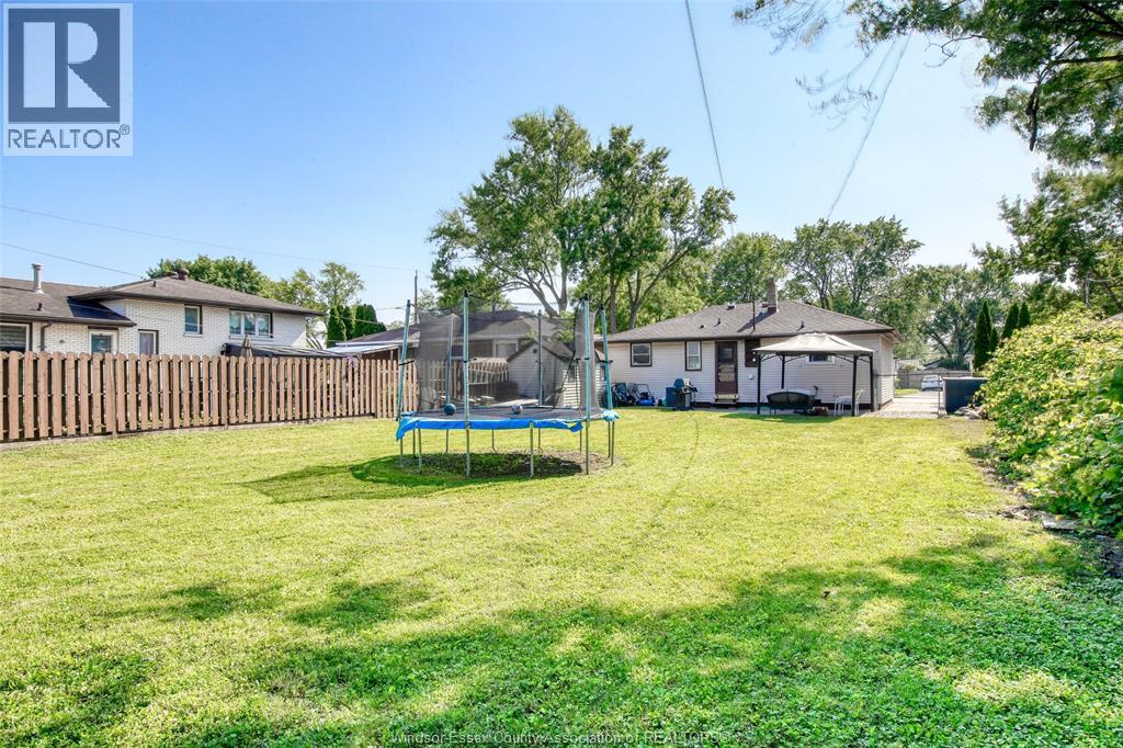 2980 Clemenceau, Windsor, Ontario  N8T 2R1 - Photo 30 - 25028494