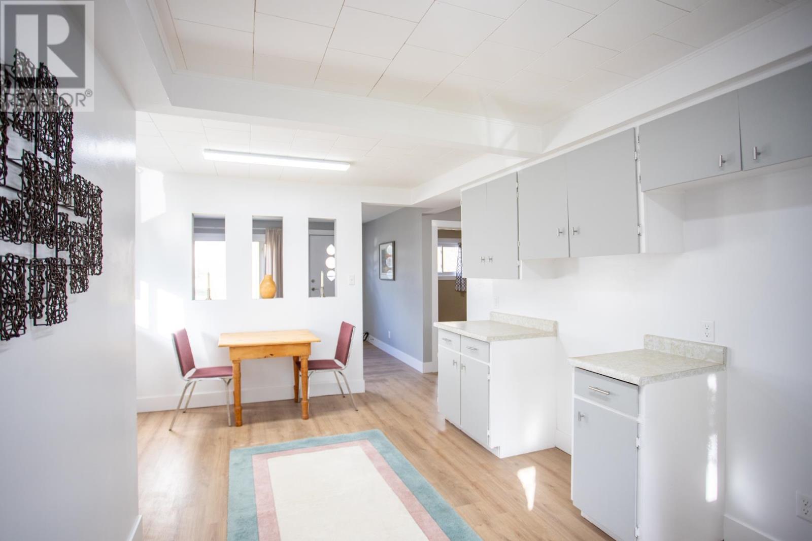 617 Douglas St, Sault Ste. Marie, Ontario  P6C 1V5 - Photo 11 - SM253179