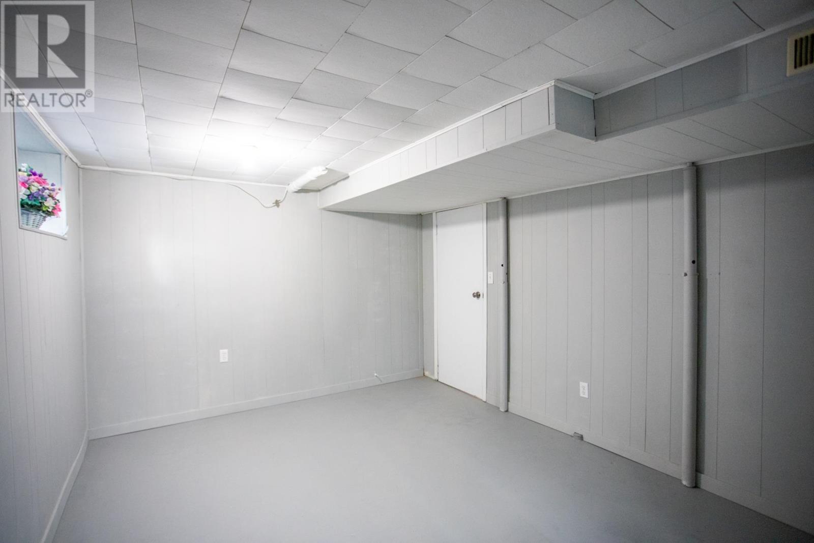 617 Douglas St, Sault Ste. Marie, Ontario  P6C 1V5 - Photo 29 - SM253179