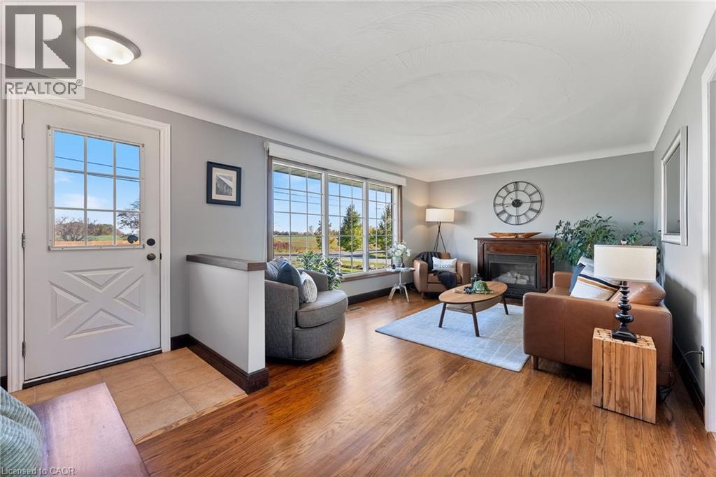 5187 White Church Road E, Hamilton, Ontario  L0R 1W0 - Photo 3 - 40779286