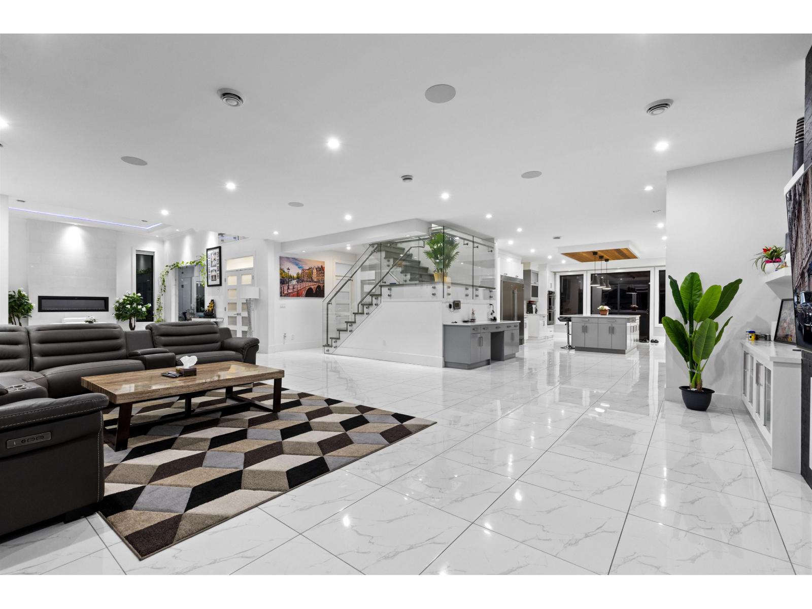 10550 127 Street, Surrey, British Columbia  V3V 5K2 - Photo 6 - R3066065