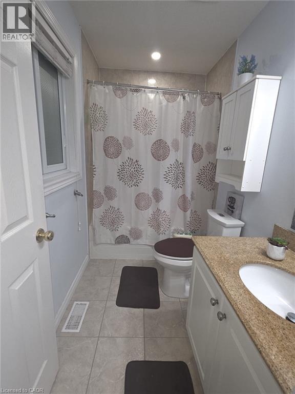 348 Thomas Slee Drive, Kitchener, Ontario  N2P 2X5 - Photo 14 - 40785377