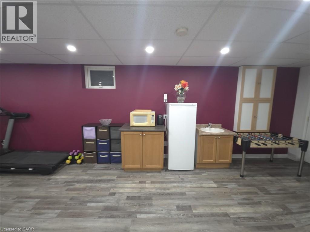 348 Thomas Slee Drive, Kitchener, Ontario  N2P 2X5 - Photo 25 - 40785377