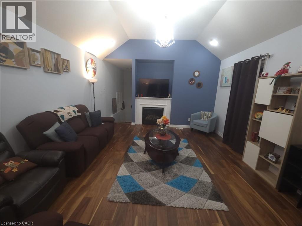 348 Thomas Slee Drive, Kitchener, Ontario  N2P 2X5 - Photo 22 - 40785377