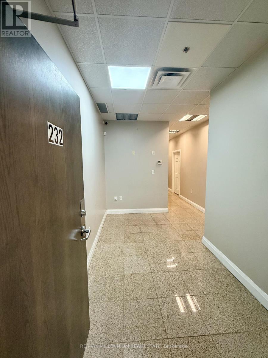 232 - 2980 Drew Road, Mississauga, Ontario  L4T 0A6 - Photo 3 - W12528184