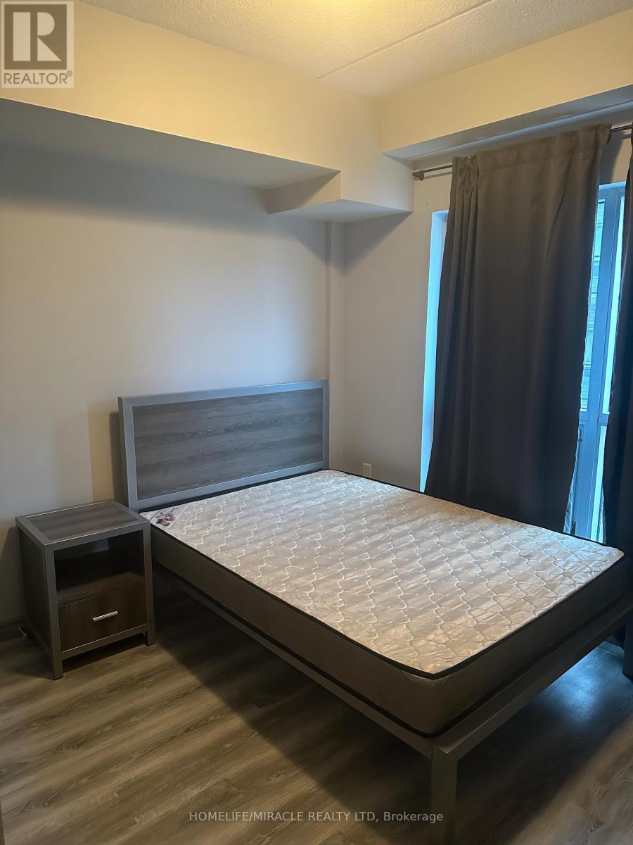 514 - 275 Larch Street, Waterloo, Ontario  N2L 3R2 - Photo 7 - X12530098