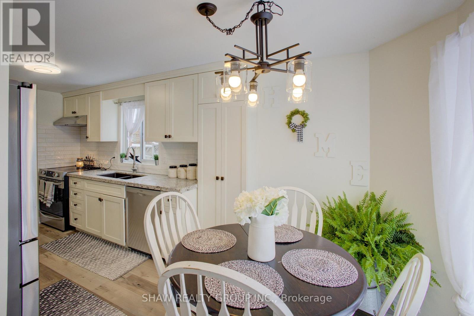 164 Tait Crescent, Centre Wellington, Ontario  N1M 3P5 - Photo 13 - X12530156