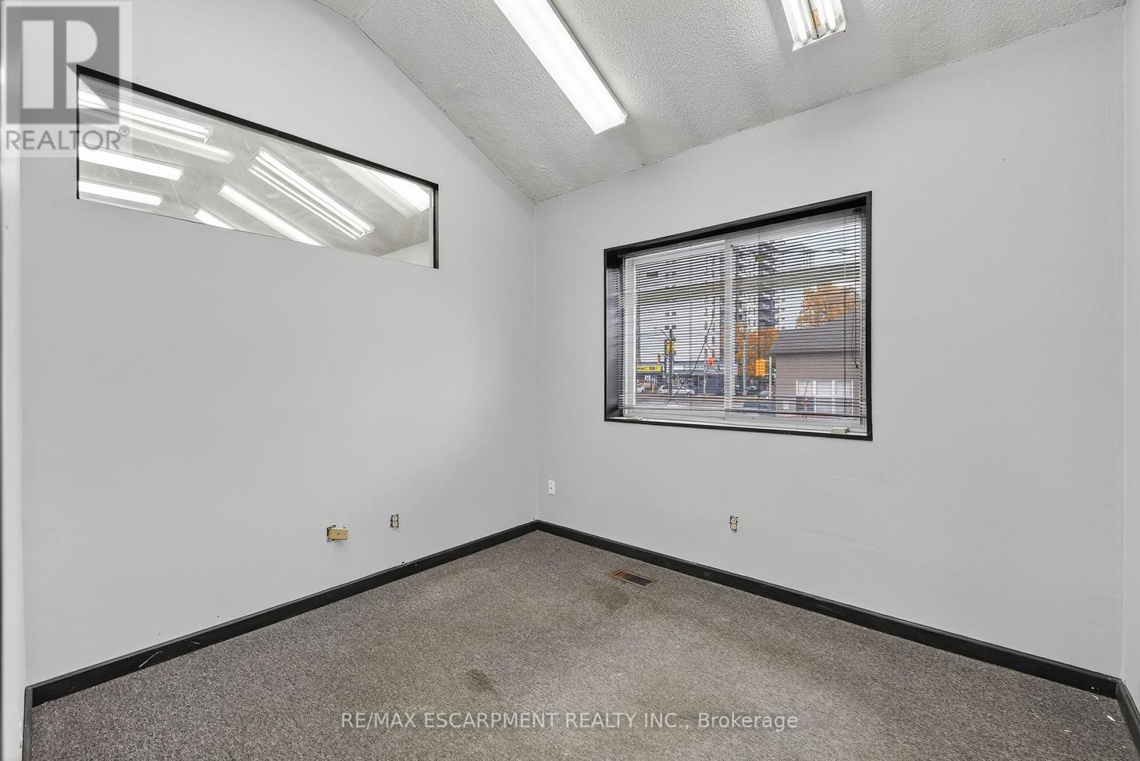 75 Young Street, Hamilton, Ontario  L8N 1V4 - Photo 10 - X12530180