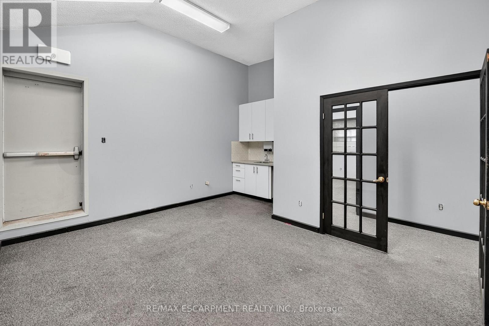 75 Young Street, Hamilton, Ontario  L8N 1V4 - Photo 12 - X12530180