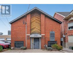 75 YOUNG STREET, Hamilton, Ontario