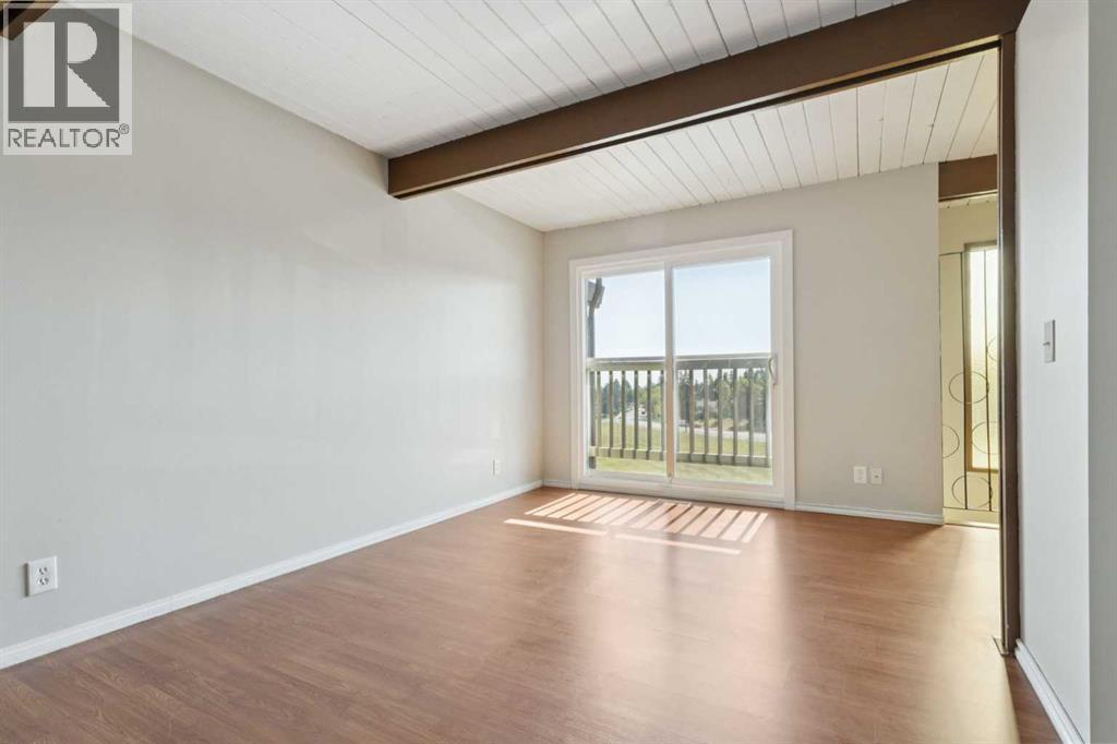 102, 7416 Hunterview Drive Nw, Calgary, Alberta  T2K 5J2 - Photo 6 - A2256834