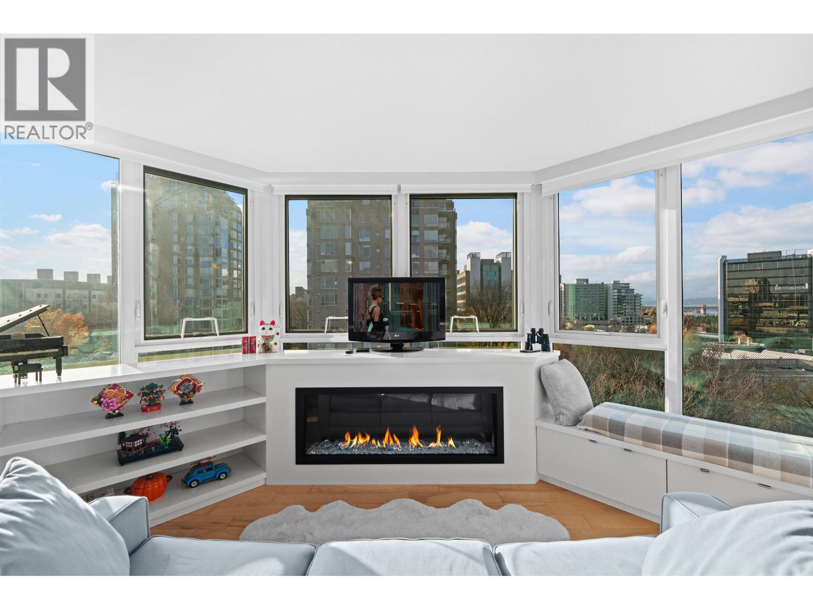 911 500 W 10th Avenue, Vancouver, British Columbia  V5Z 4P1 - Photo 2 - R3066077