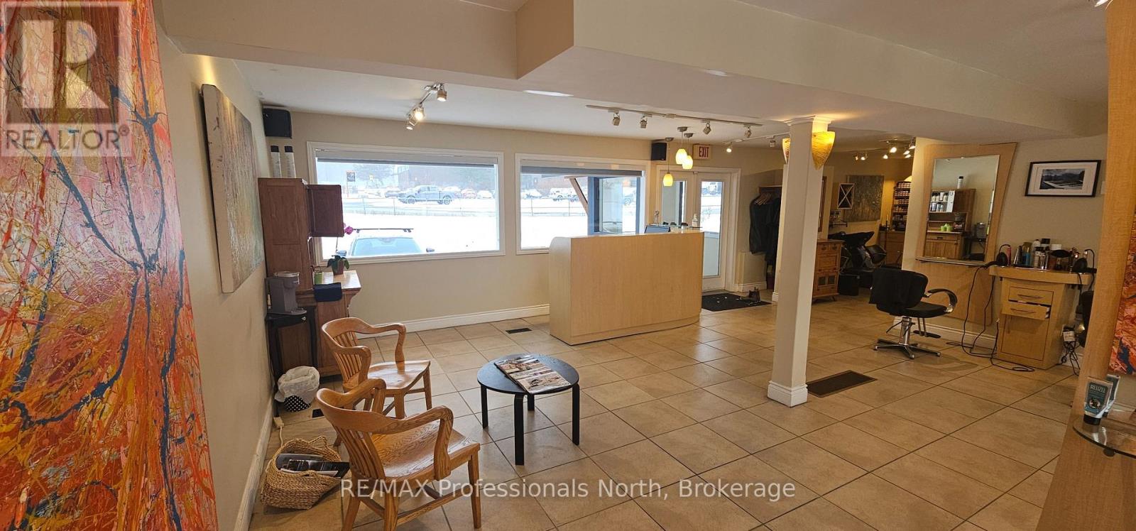 2 - 8 Park Drive, Huntsville, Ontario  P1H 1P5 - Photo 12 - X12530216