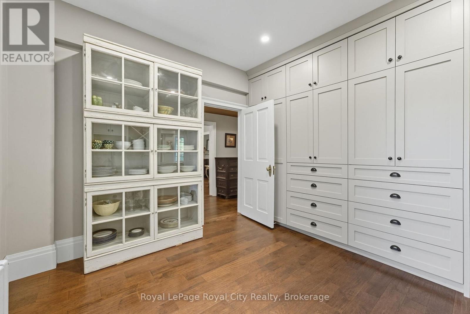 66 Old Mill Road, Cambridge, Ontario  N3H 4R8 - Photo 16 - X12530242