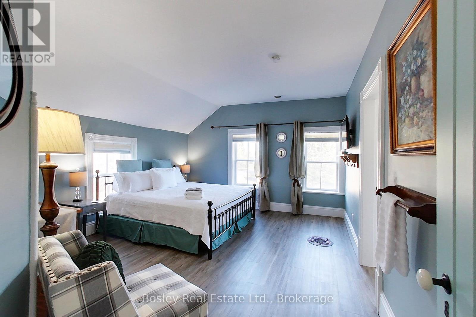 726004 22b Side Road, Meaford, Ontario  N4L 1W6 - Photo 18 - X12530282