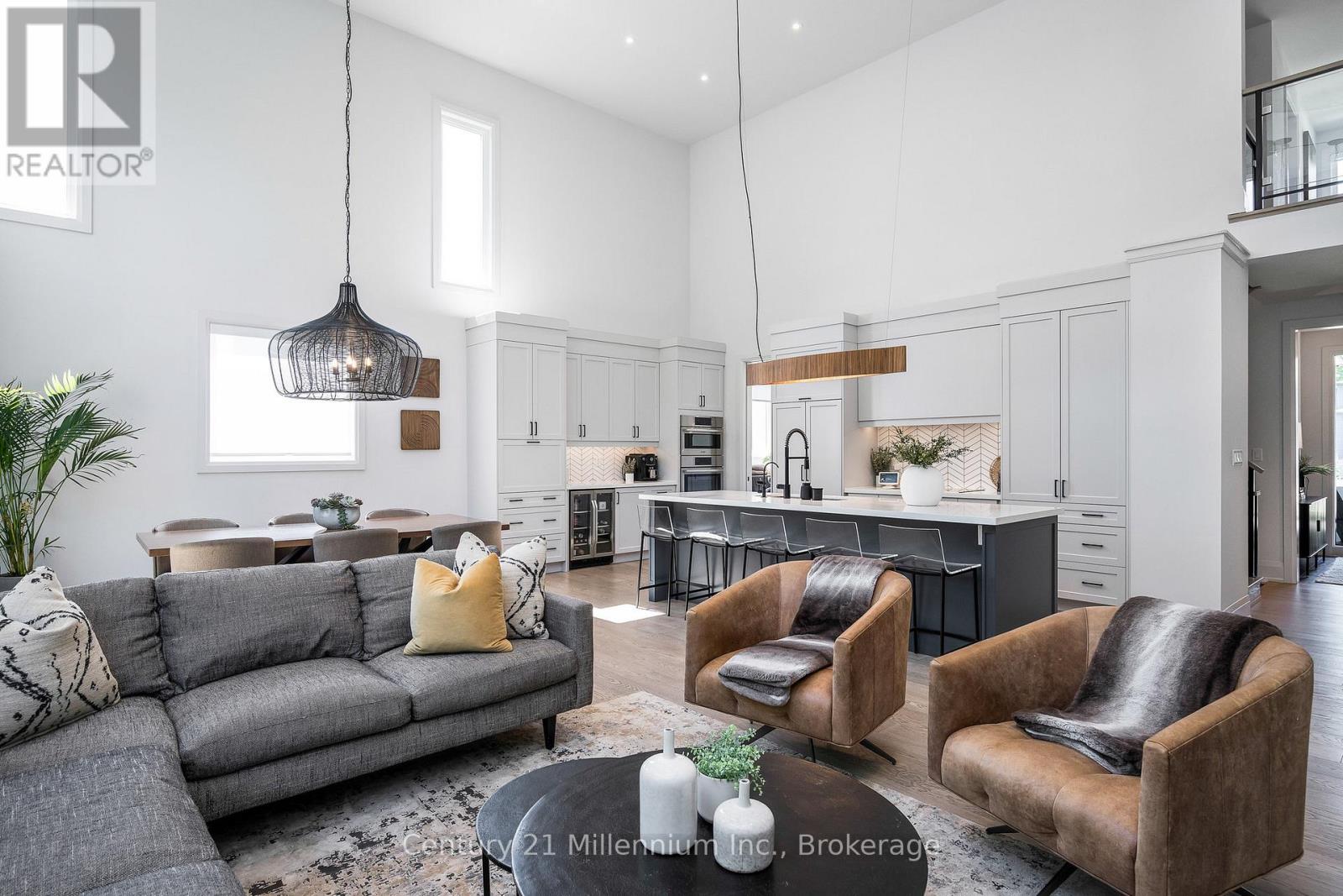 107 Tekiah Road, Blue Mountains, Ontario  N0H 1J0 - Photo 10 - X12530364