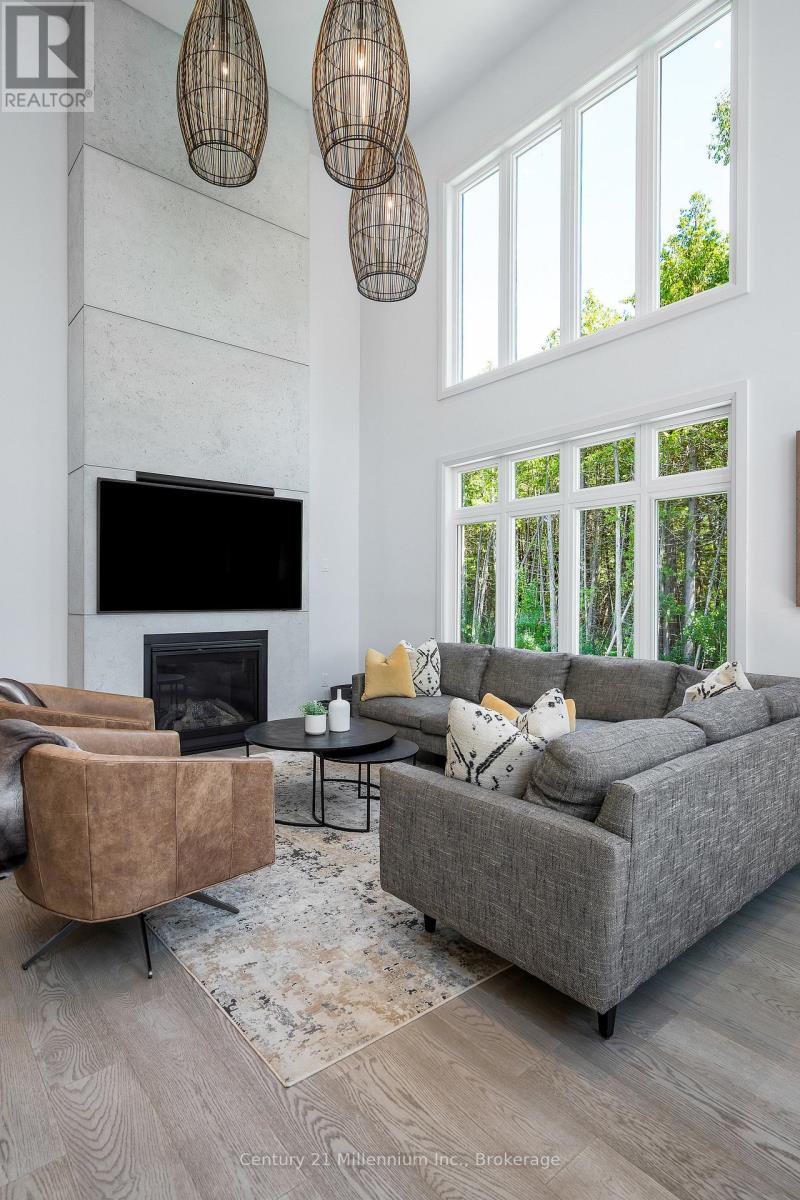 107 Tekiah Road, Blue Mountains, Ontario  N0H 1J0 - Photo 15 - X12530364