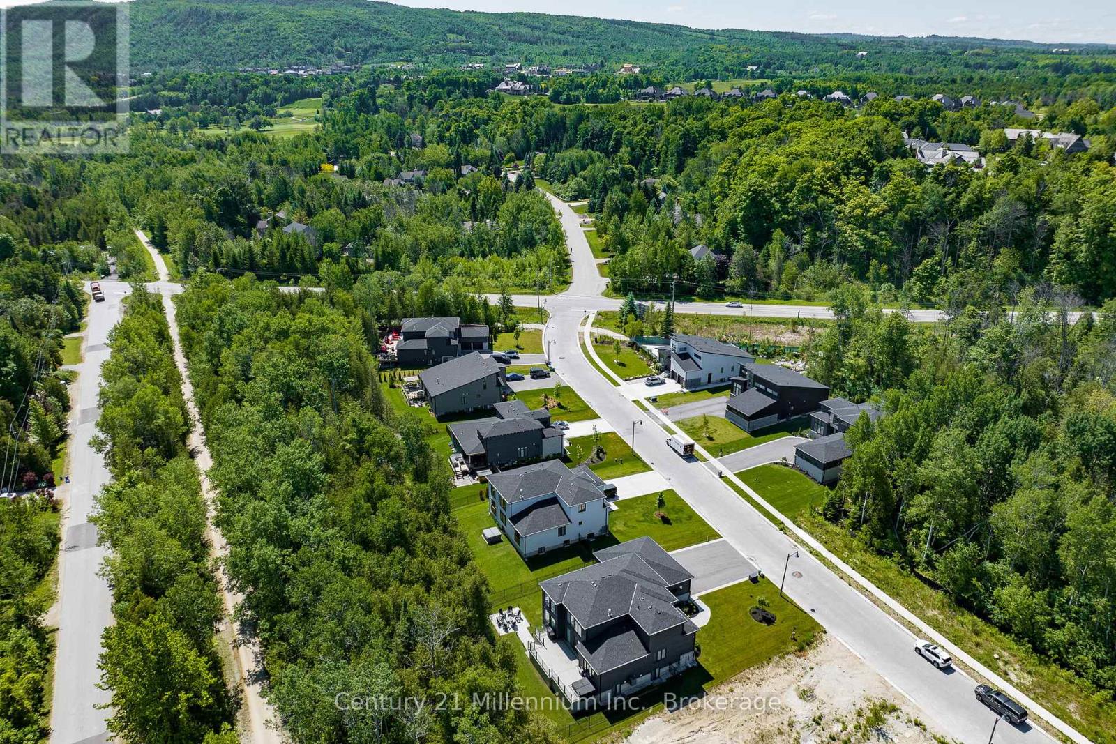 107 Tekiah Road, Blue Mountains, Ontario  N0H 1J0 - Photo 36 - X12530364