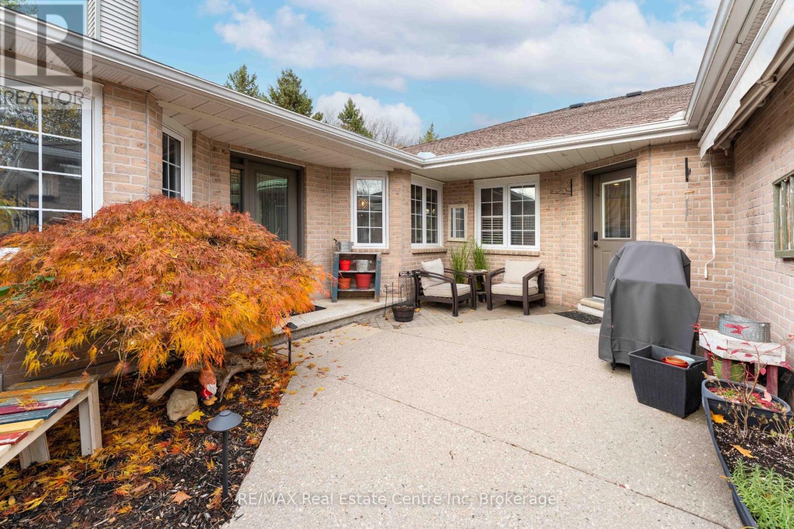 3 - 94 Woodlawn Road E, Guelph, Ontario  N1E 1B7 - Photo 2 - X12530370