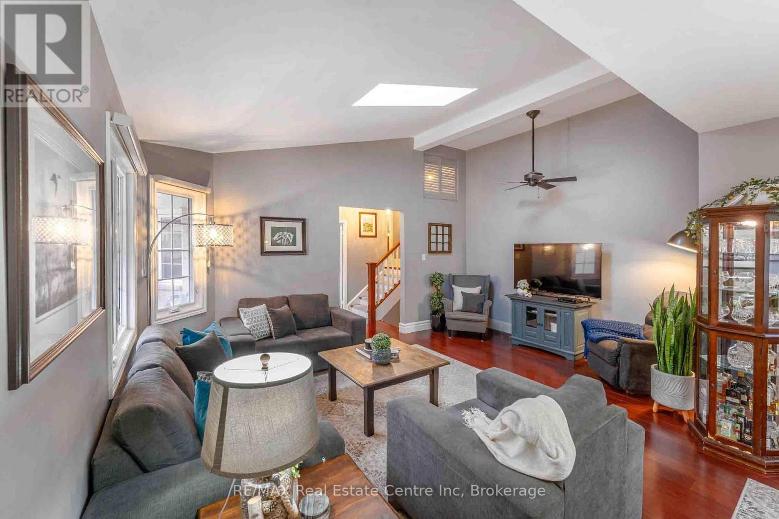 3 - 94 Woodlawn Road E, Guelph, Ontario  N1E 1B7 - Photo 6 - X12530370