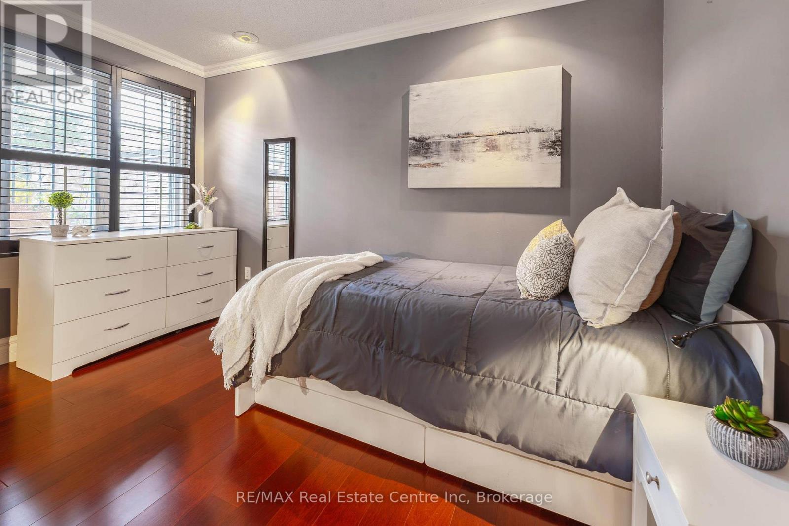 3 - 94 Woodlawn Road E, Guelph, Ontario  N1E 1B7 - Photo 9 - X12530370