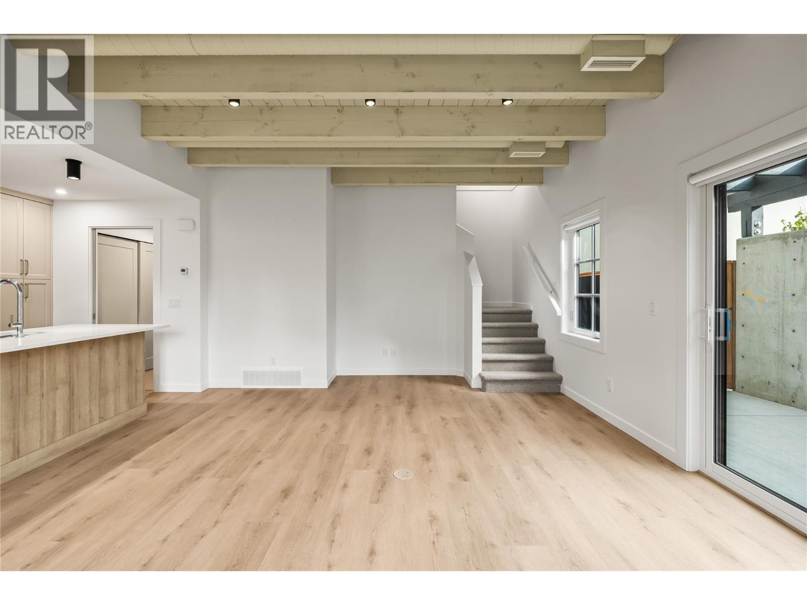 2957 Conlin Court Unit# 2, Kelowna, British Columbia  V1Y 7S7 - Photo 9 - 10364956