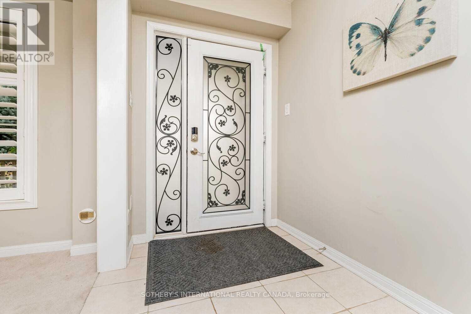 937 Brassard Circle, Milton, Ontario  L9T 8E2 - Photo 2 - W12457508