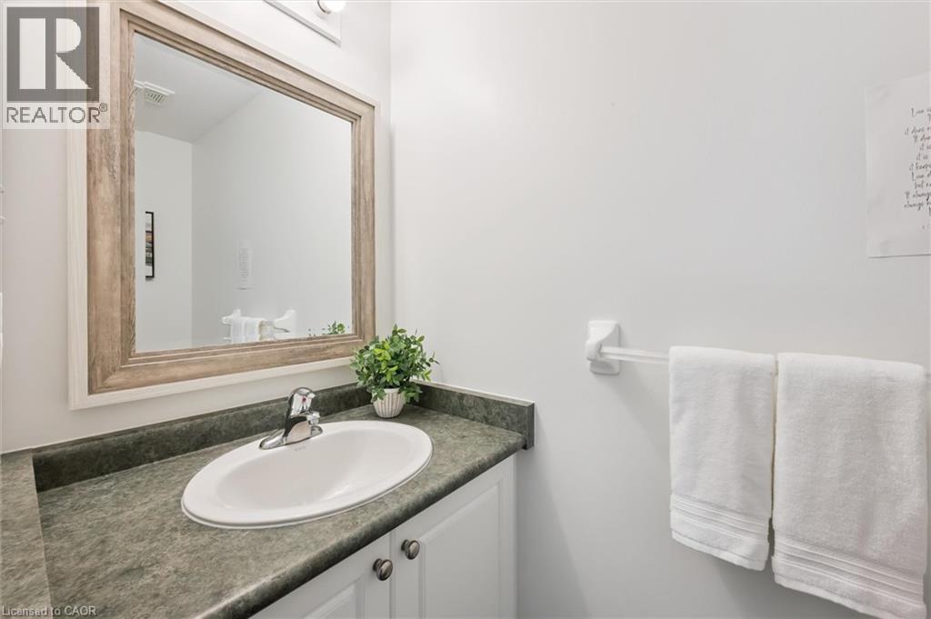 132 Donnenwerth Drive, Kitchener, Ontario  N2E 4C8 - Photo 16 - 40780505