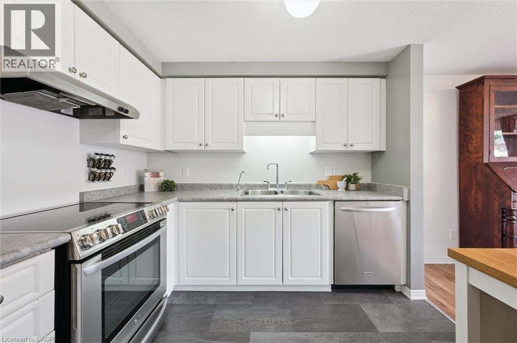 132 Donnenwerth Drive, Kitchener, Ontario  N2E 4C8 - Photo 13 - 40780505