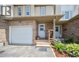 132 DONNENWERTH Drive, Kitchener, Ontario