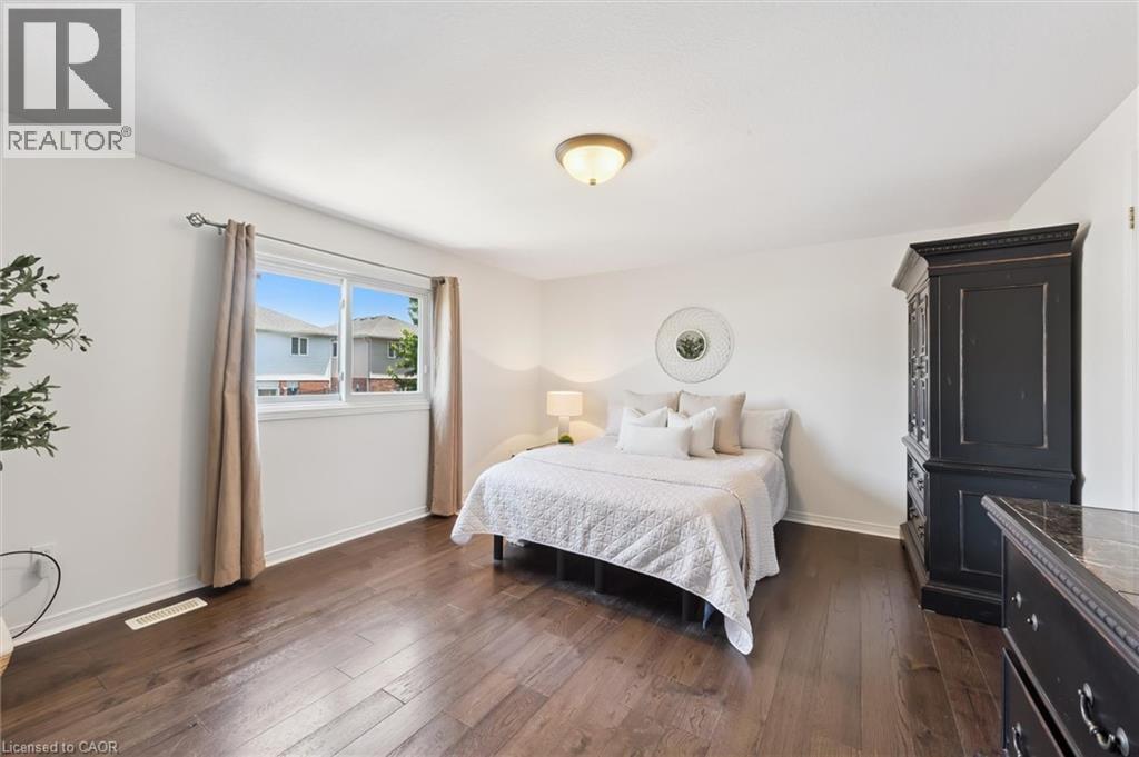 132 Donnenwerth Drive, Kitchener, Ontario  N2E 4C8 - Photo 23 - 40780505